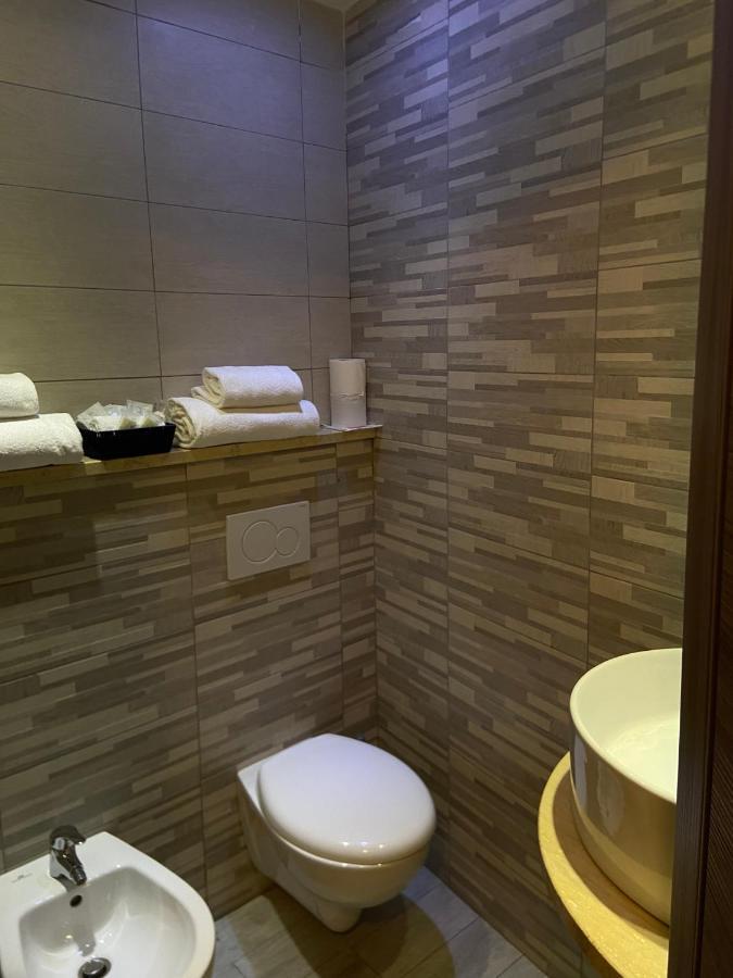 Hotel Pino Lerici Luaran gambar