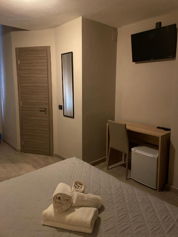 Hotel Pino Lerici Luaran gambar