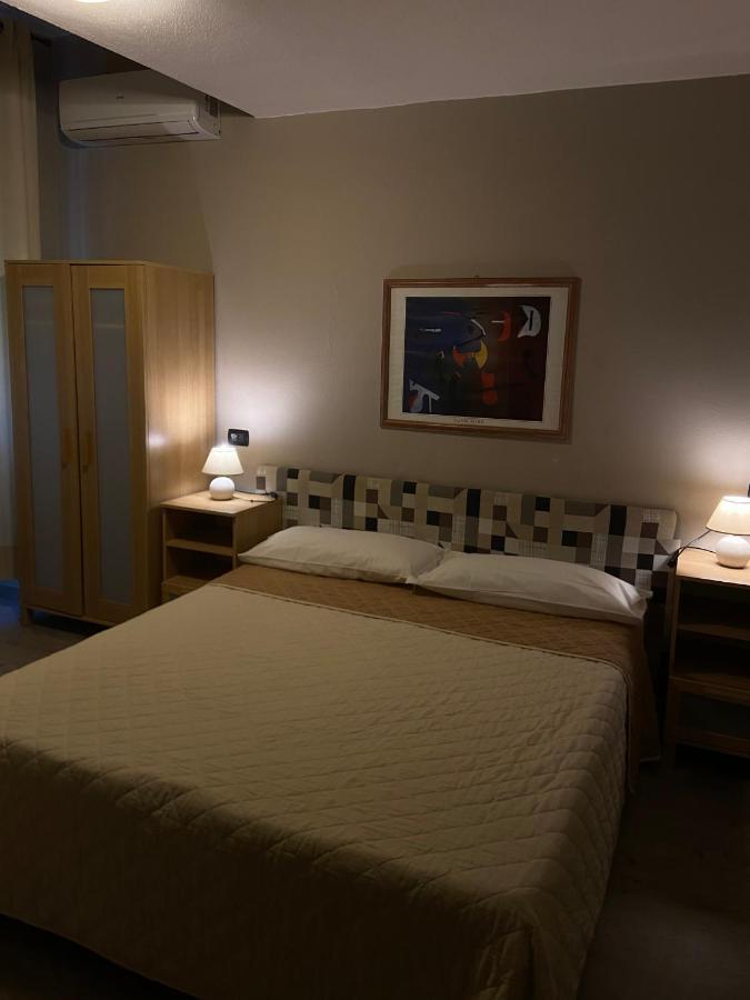Hotel Pino Lerici Luaran gambar