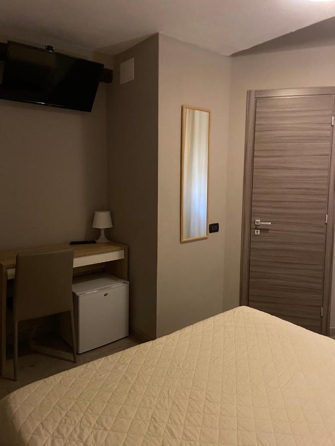 Hotel Pino Lerici Luaran gambar