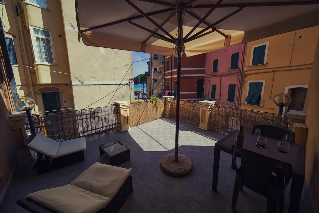 Hotel Pino Lerici Luaran gambar