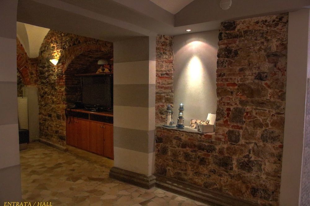 Hotel Pino Lerici Luaran gambar
