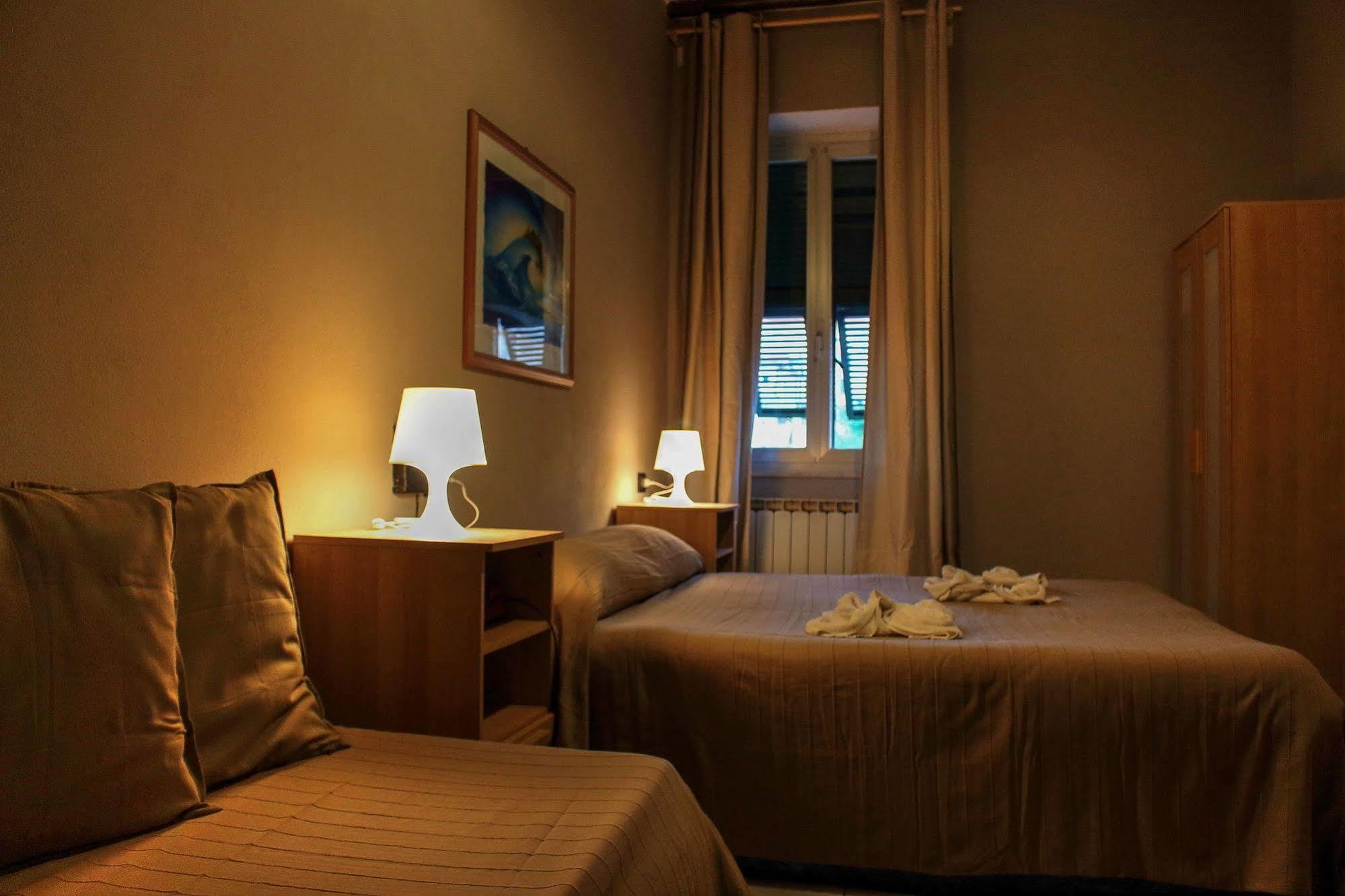 Hotel Pino Lerici Luaran gambar