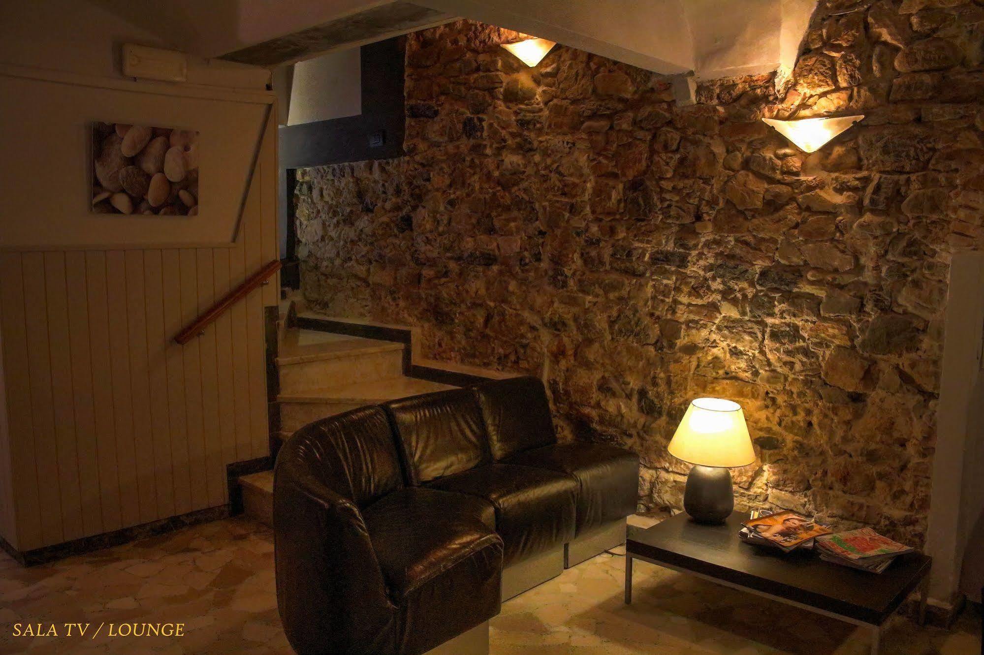 Hotel Pino Lerici Luaran gambar